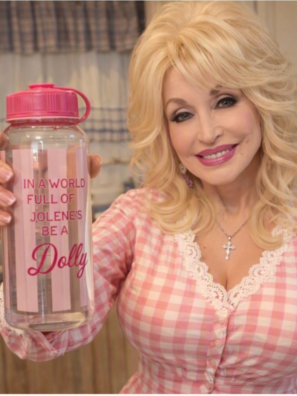 Dolly Parton Pink Tumbler 33oz NWT Dollywood souvenir In A World of Jolene’s Be